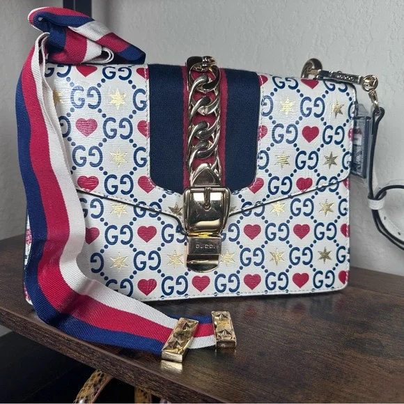 Authentic Limited Edition Gucci White and Red Heart Sylvie